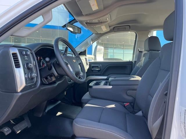 2023 Chevrolet Silverado 5500 HD Base