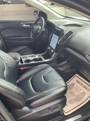 2024 Ford Edge Base