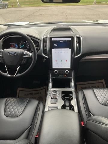 2024 Ford Edge Base
