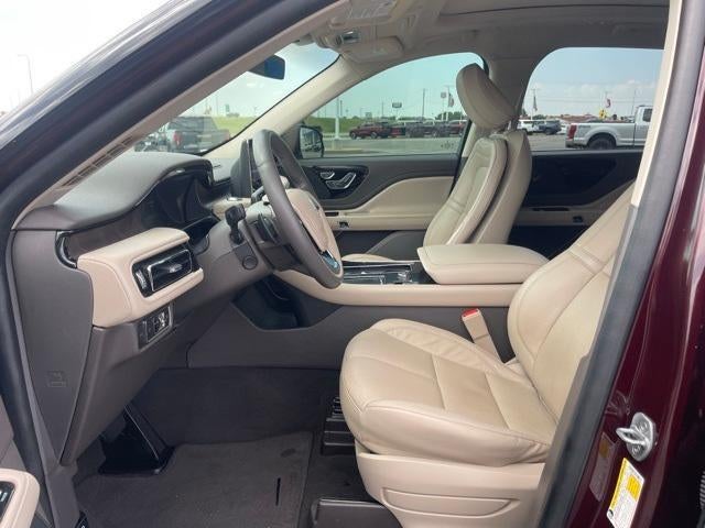 2022 Lincoln Aviator Base