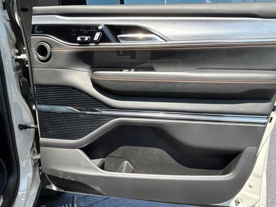 2022 Jeep Grand Wagoneer Series III