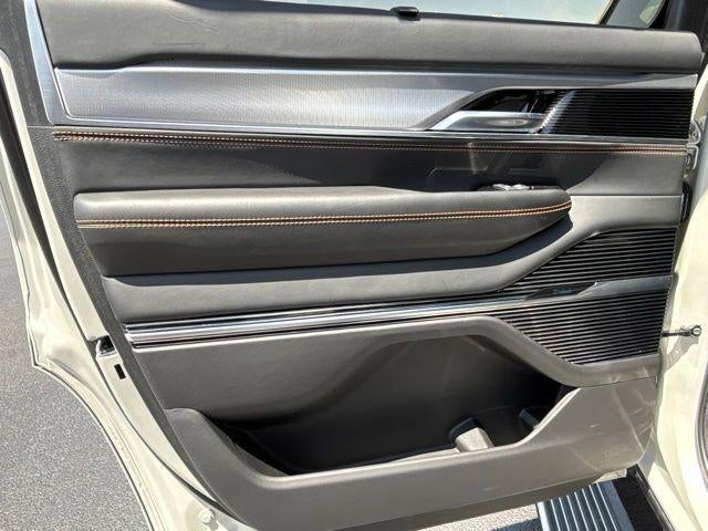 2022 Jeep Grand Wagoneer Series III