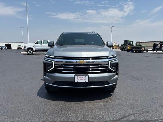 2025 Chevrolet Suburban LT