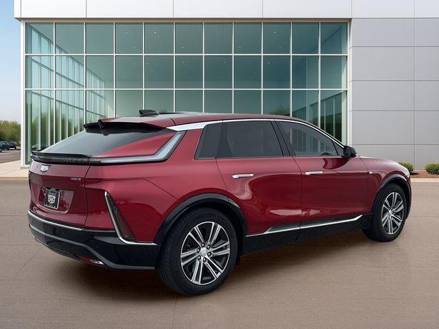 2024 Cadillac LYRIQ Luxury 2