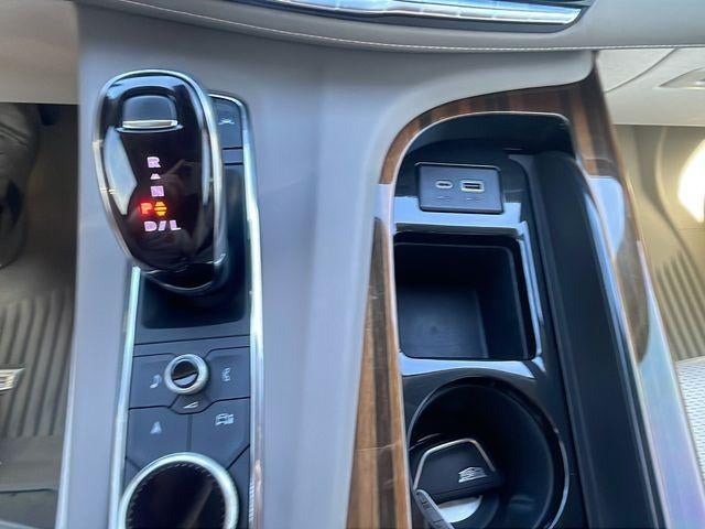 2024 Cadillac Escalade ESV Premium Luxury Platinum