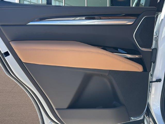 2025 Cadillac Escalade Premium Luxury