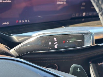 2025 Cadillac Escalade Premium Luxury