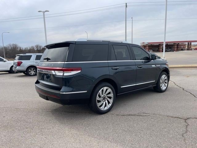 2024 Lincoln Navigator Premiere