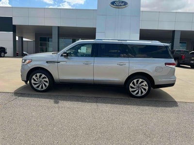 2024 Lincoln Navigator L Reserve