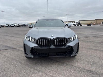 2025 BMW X6 xDrive40i
