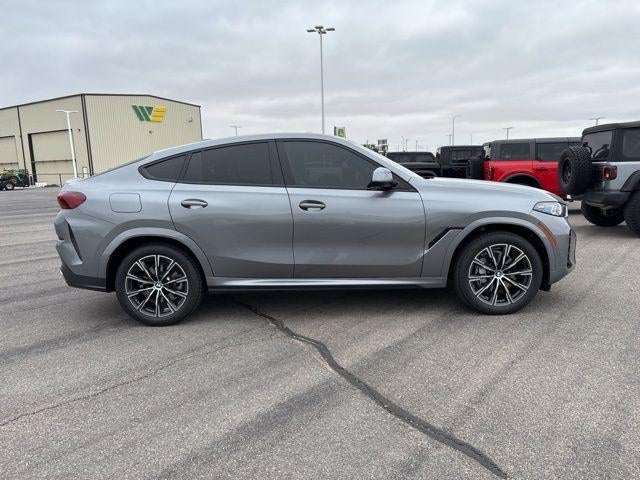 2025 BMW X6 xDrive40i